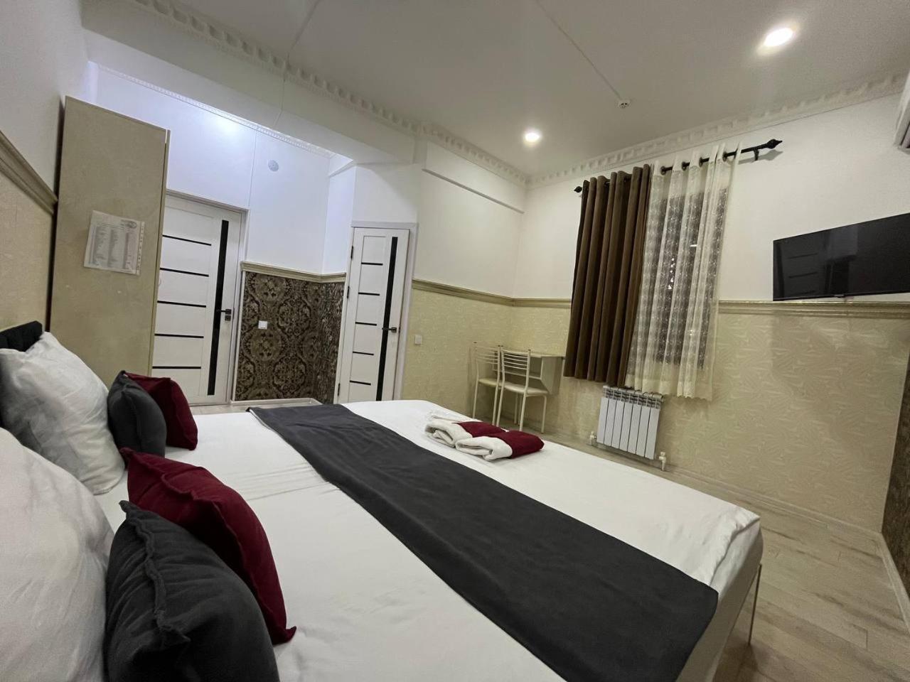 Fenix Hotel Ташкент Экстерьер фото