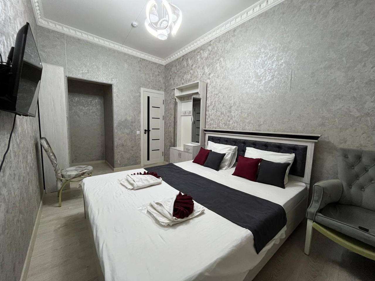 Fenix Hotel Ташкент Экстерьер фото